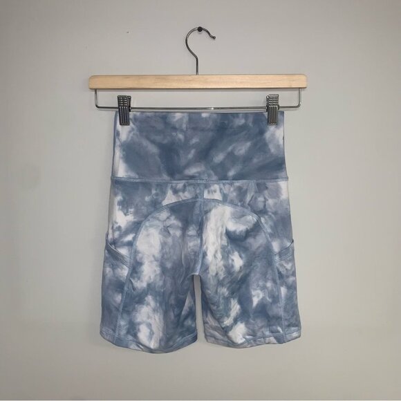 Aerie Shorts Size Small Blue White Tie-Dye 7" Bike "The Hugger" High Waisted - Picture 6 of 10